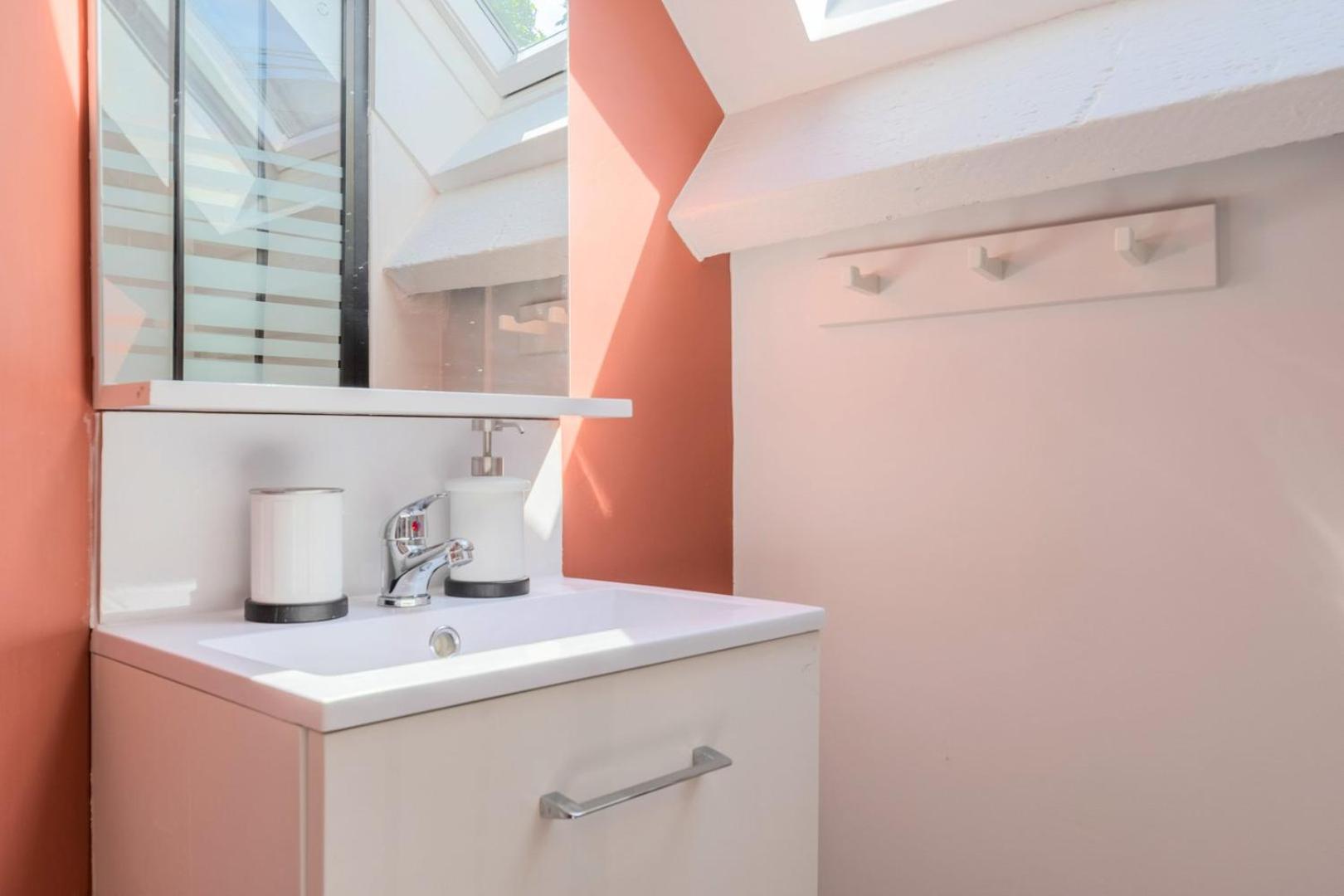 Little Duplex In Republique Beaux Arts Lille Exterior foto